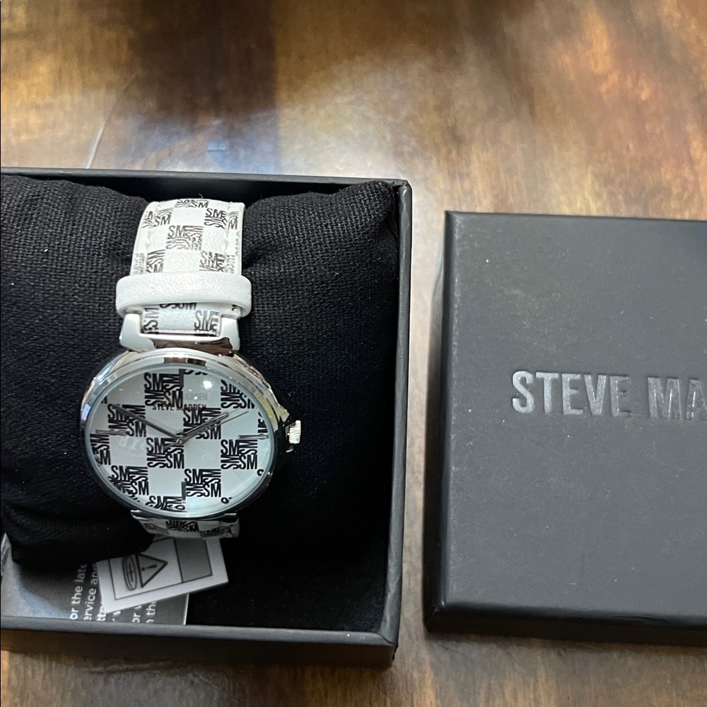 Steve Madden women’s watch brand new in gift box.